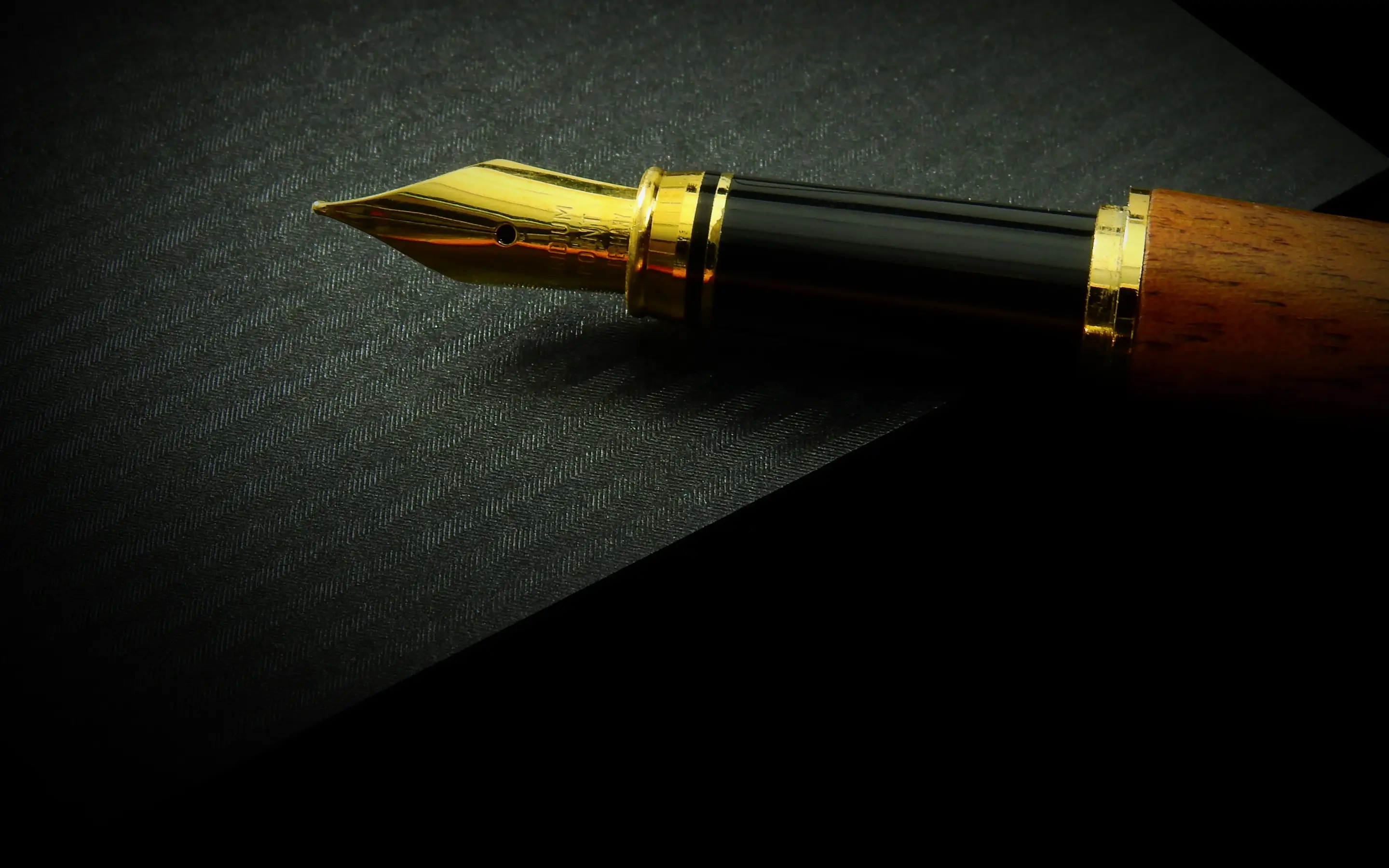 Max%20Charles%20Site%20Mockup%201